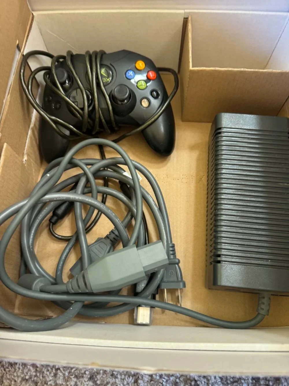 Xbox 360 Elite 120GB Black Console Boxed Bundle- NO games- Like New